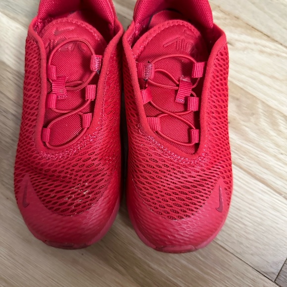 Nike kid shoes - Picture 3 of 3